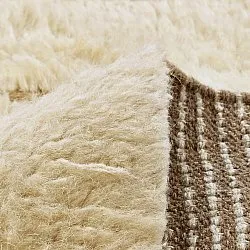Alfombras de pelo largo - Kiberg Hand Woven Wool Shaggy (crema)