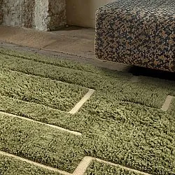 Alfombras de pelo largo - Kiberg Hand Woven Wool Shaggy (verde)