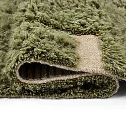 Alfombras de pelo largo - Kiberg Hand Woven Wool Shaggy (verde)