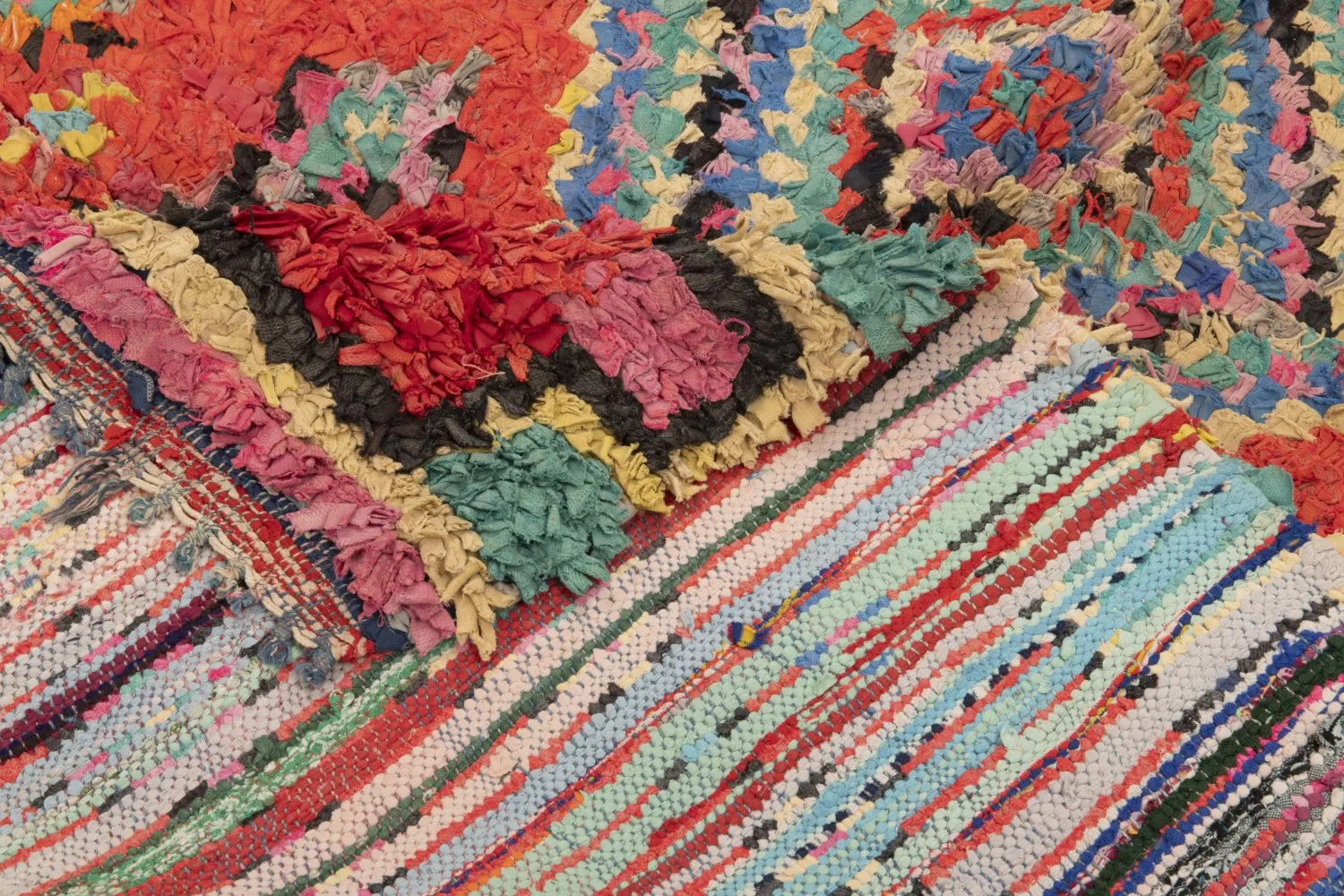 Alfombra Marroquí Berber Boucherouite 245 x 140 cm