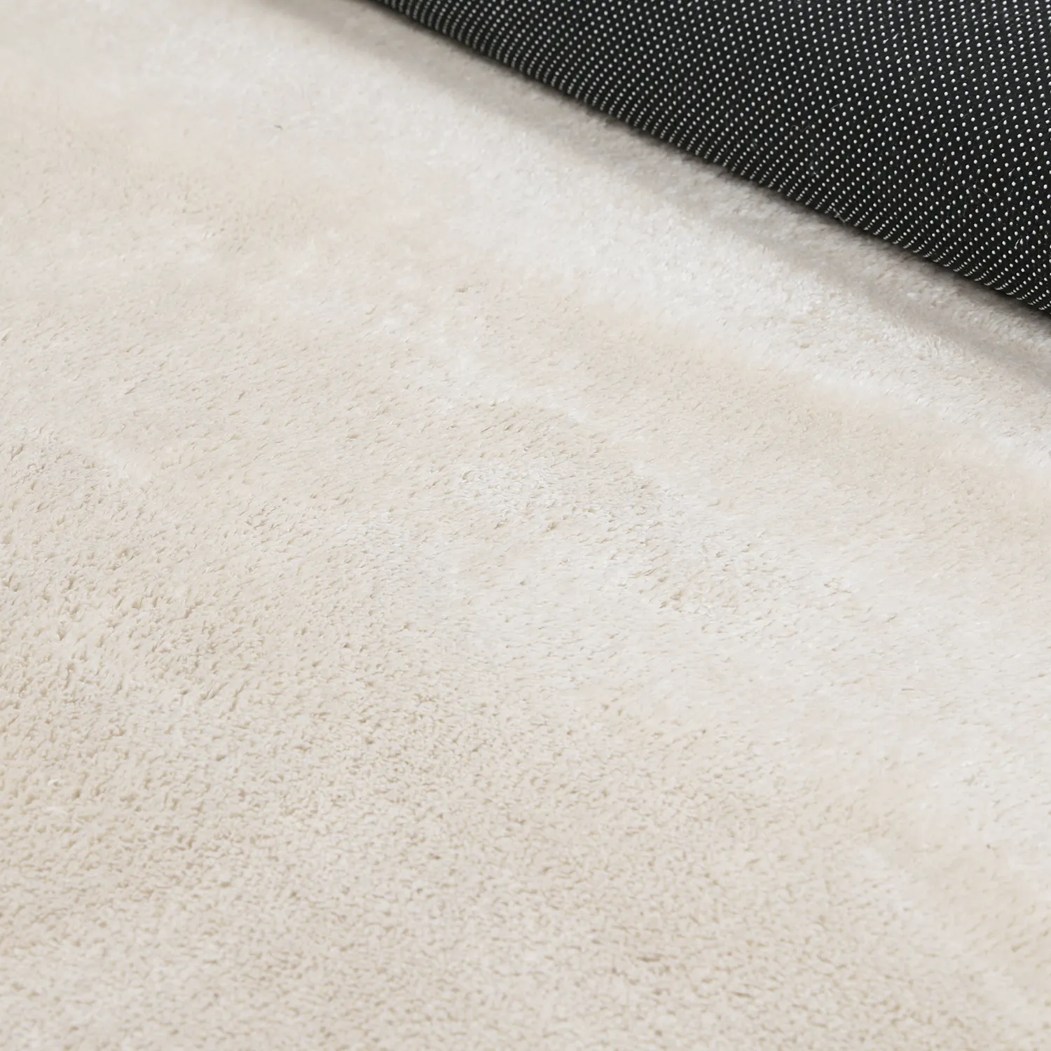 Alfombra Shaggy Ondulada Asimétrica - Aranga Super Soft Fur (beige)