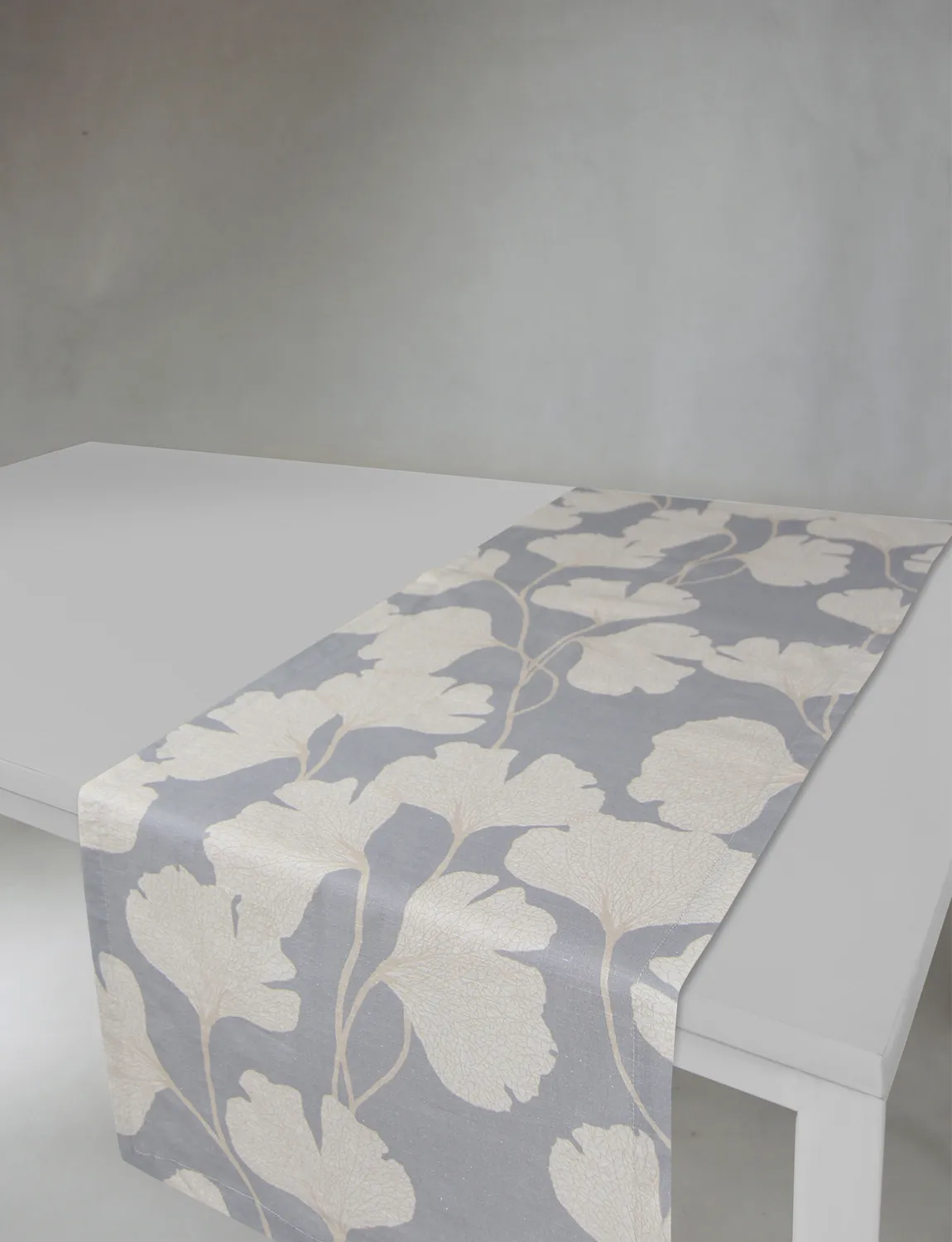 Cubremesas - Abril (gris/beige)