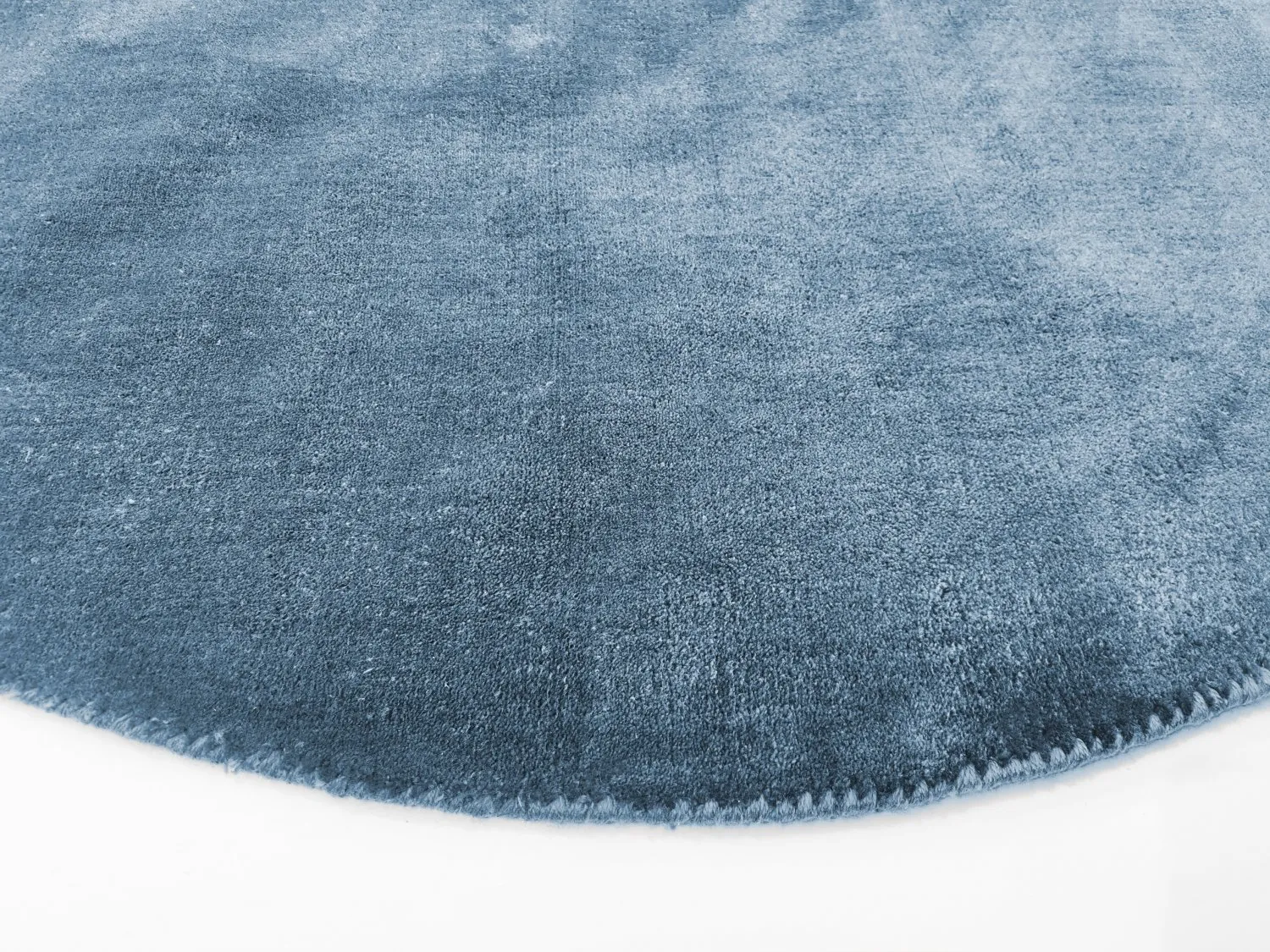 Alfombras redondeadas - Recycled PET with viscose look (azul)