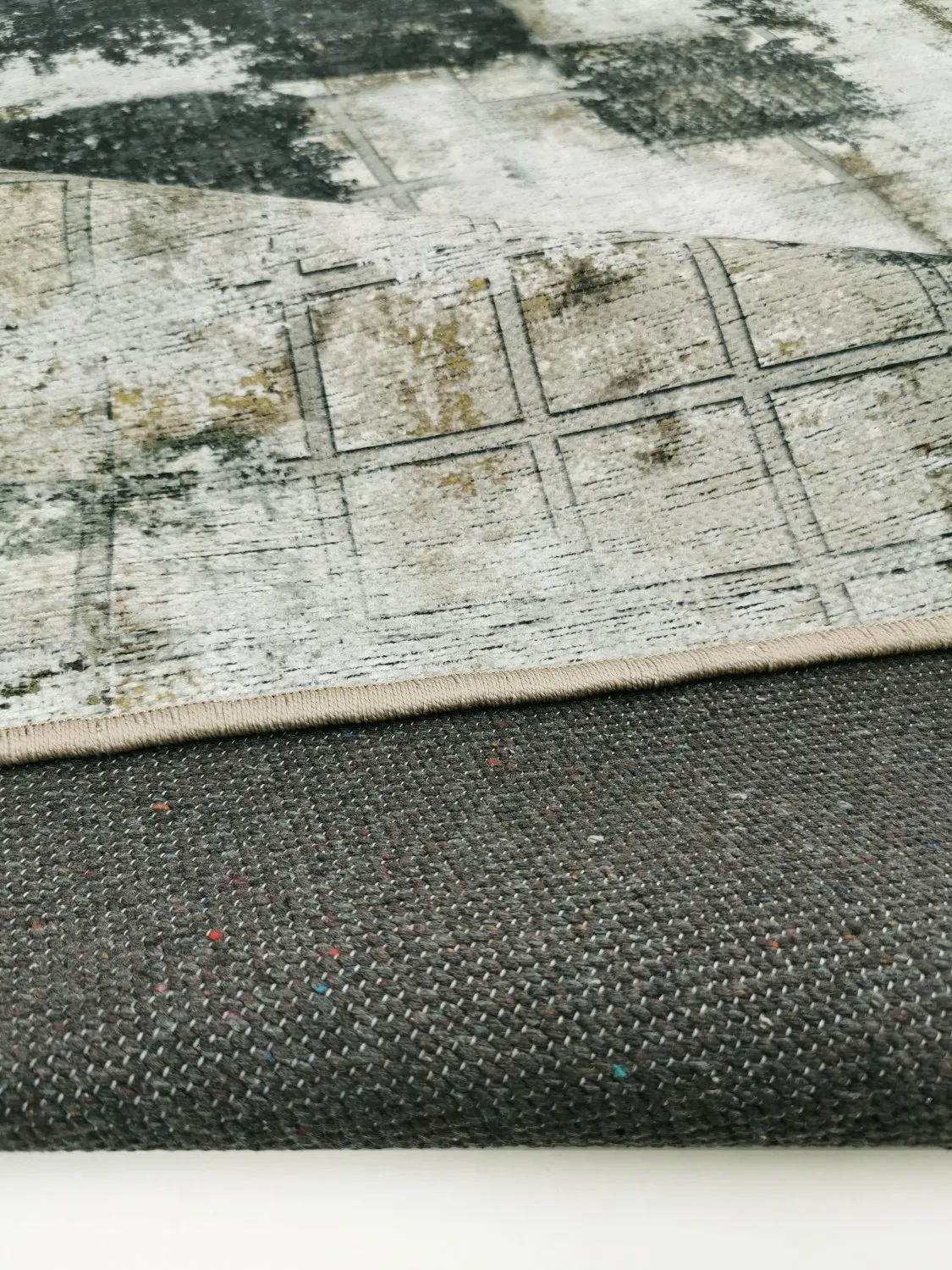 Alfombra Wilton - Flores (negro/marrón/blanco)