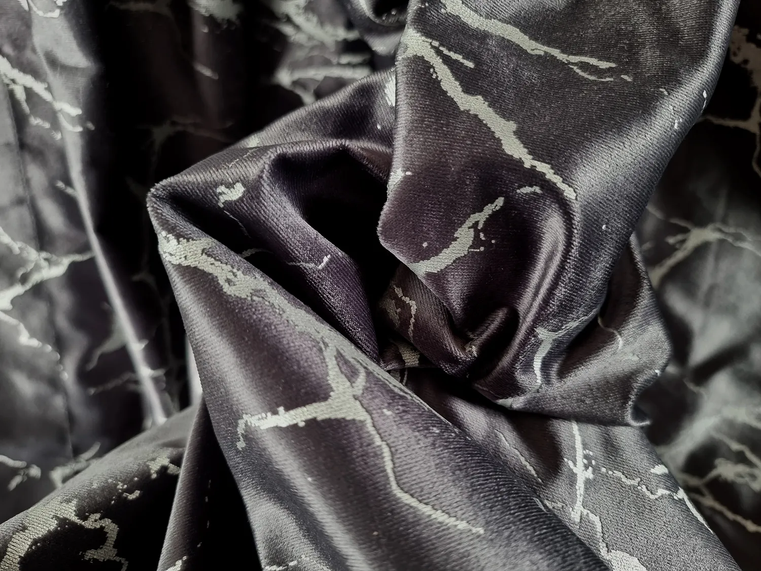Cortinas - Cortinas de terciopelo Florina (gris oscuro)