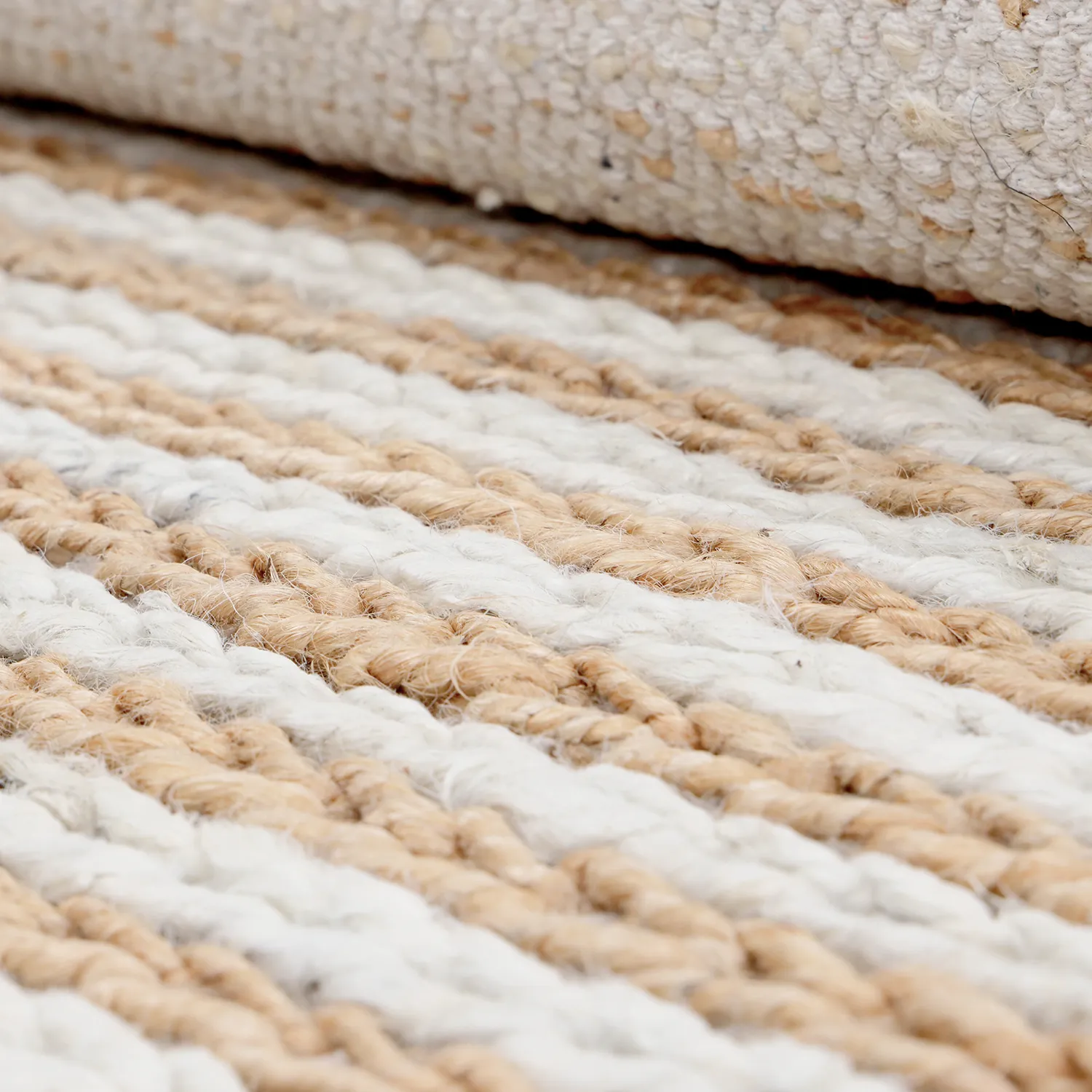 Alfombra de yute - Howrah Braided Jute (naturaleza/blanco)