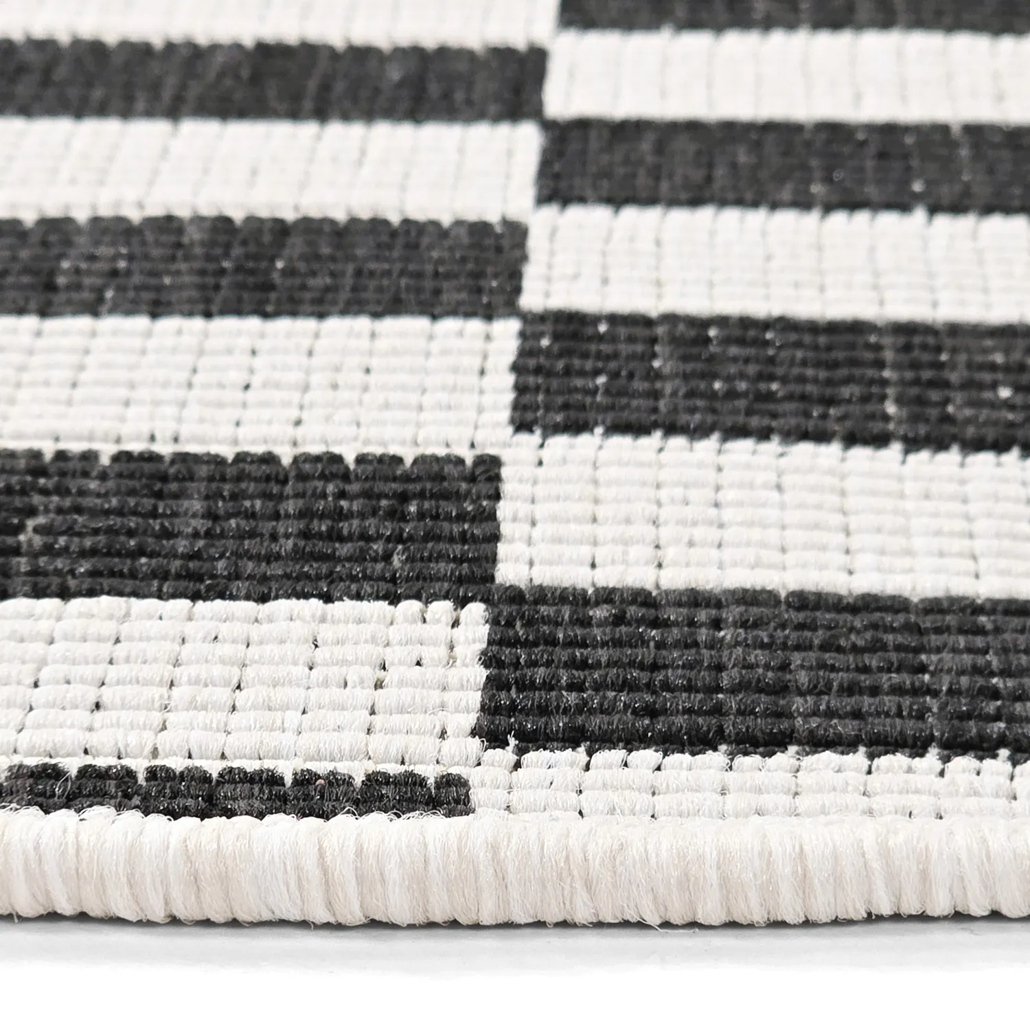 Alfombras redondeadas - Indoor/Outdoor Otto (negro)
