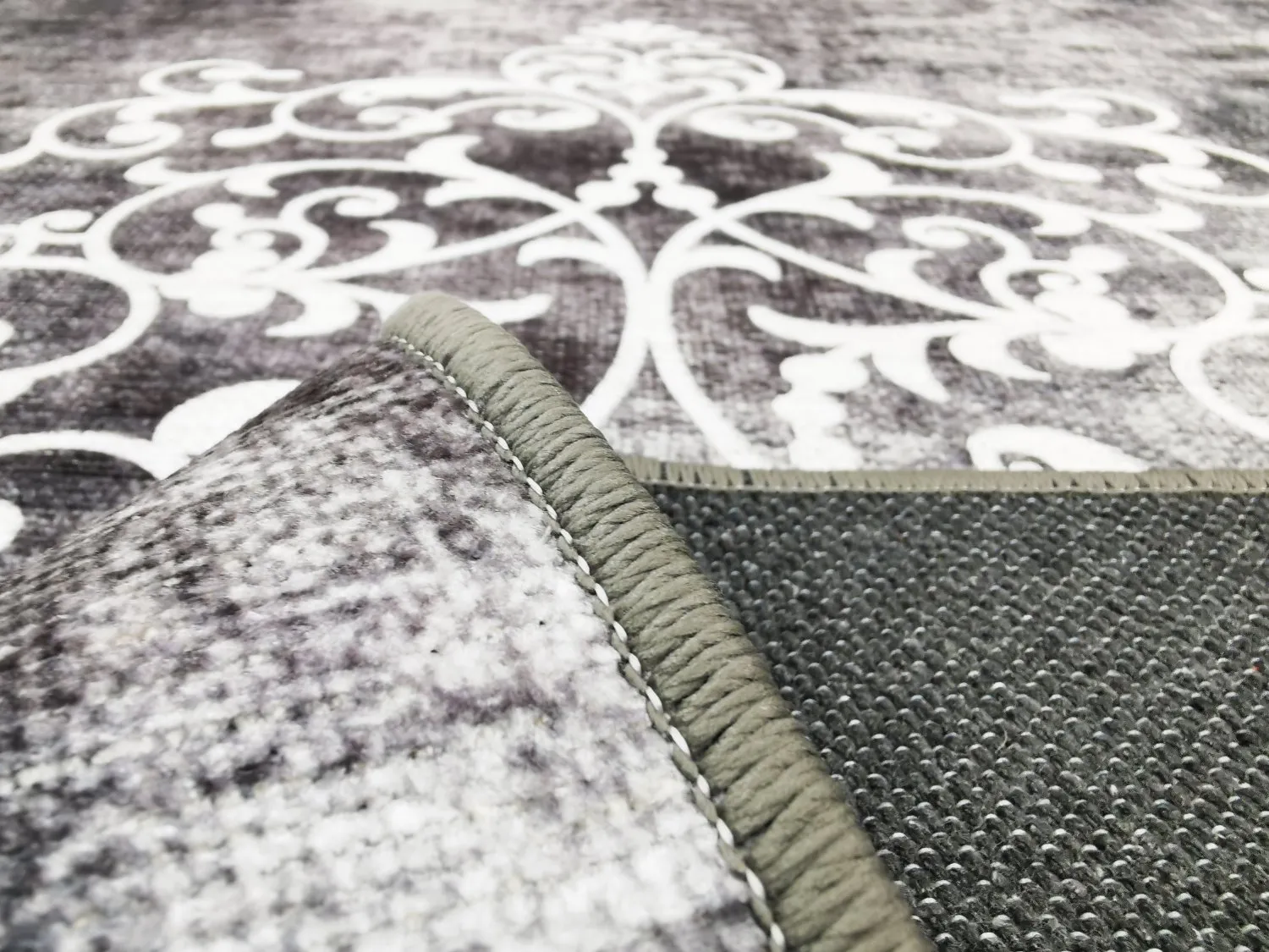 Alfombra Wilton - Santi (gris oscuro/blanco)