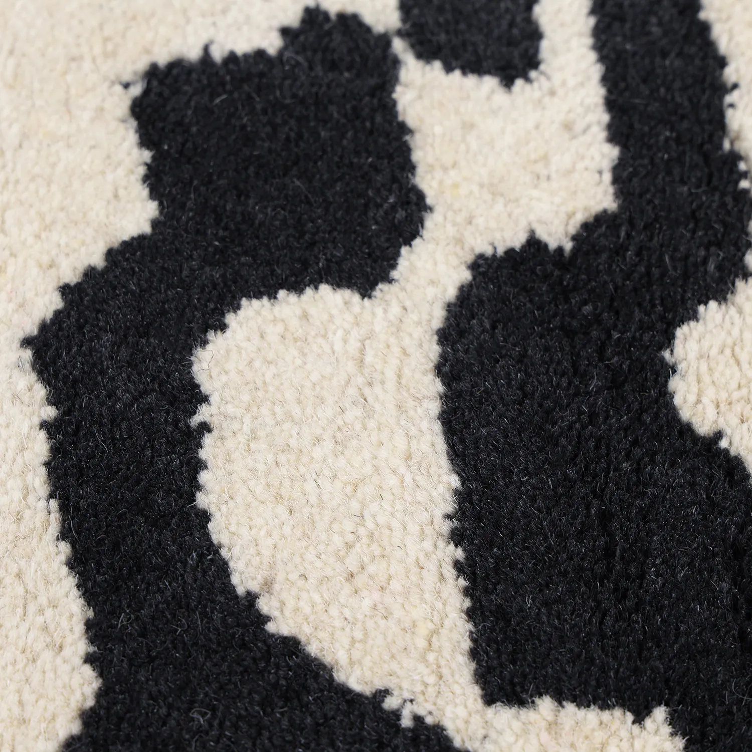 Alfombras de pelo largo - Zebra Tufted Wool Premium (blanco/negro)