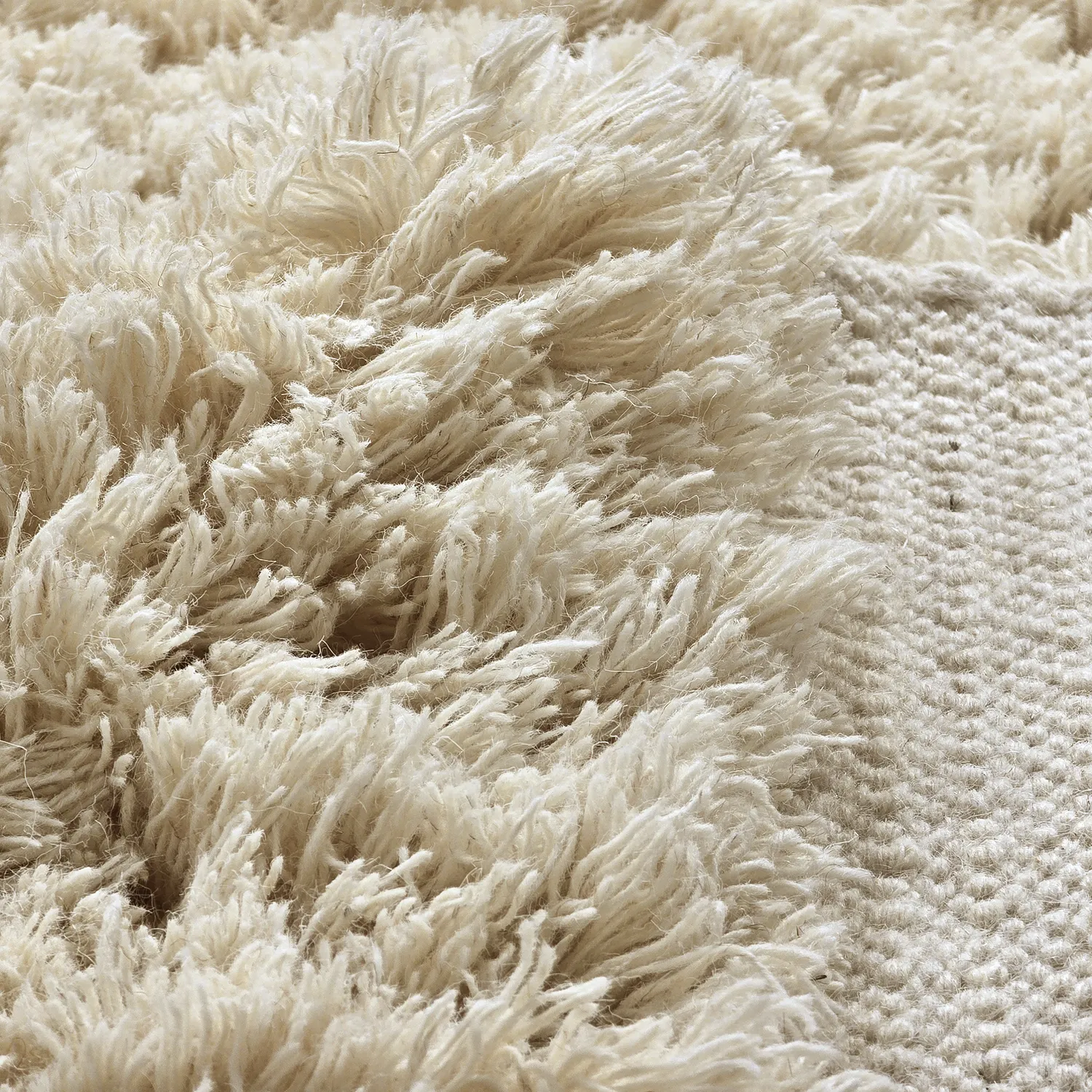 Alfombras de pelo largo - Fassale Hand Woven Wool Shaggy (crema)
