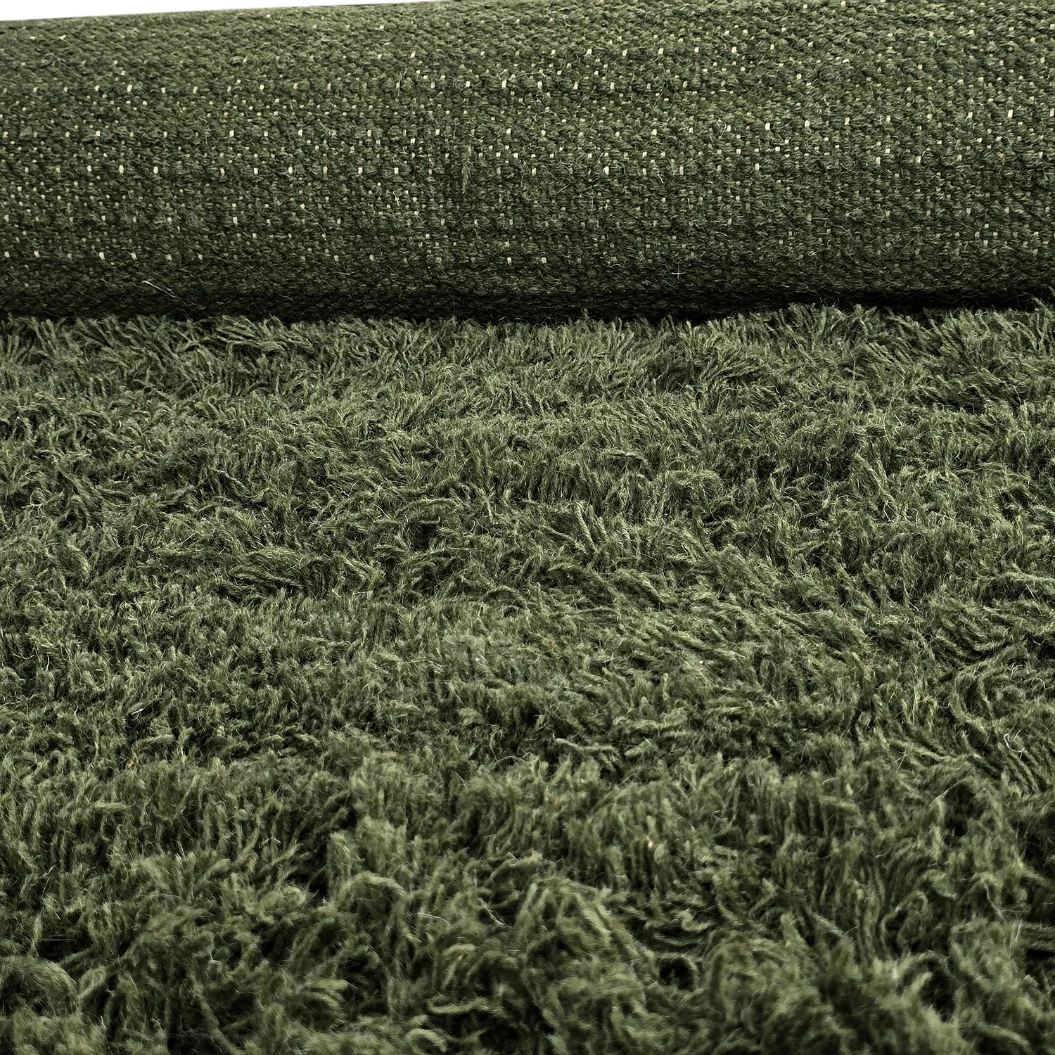 Alfombras de pelo largo - Fassale Hand Woven Wool Shaggy (verde musgo)