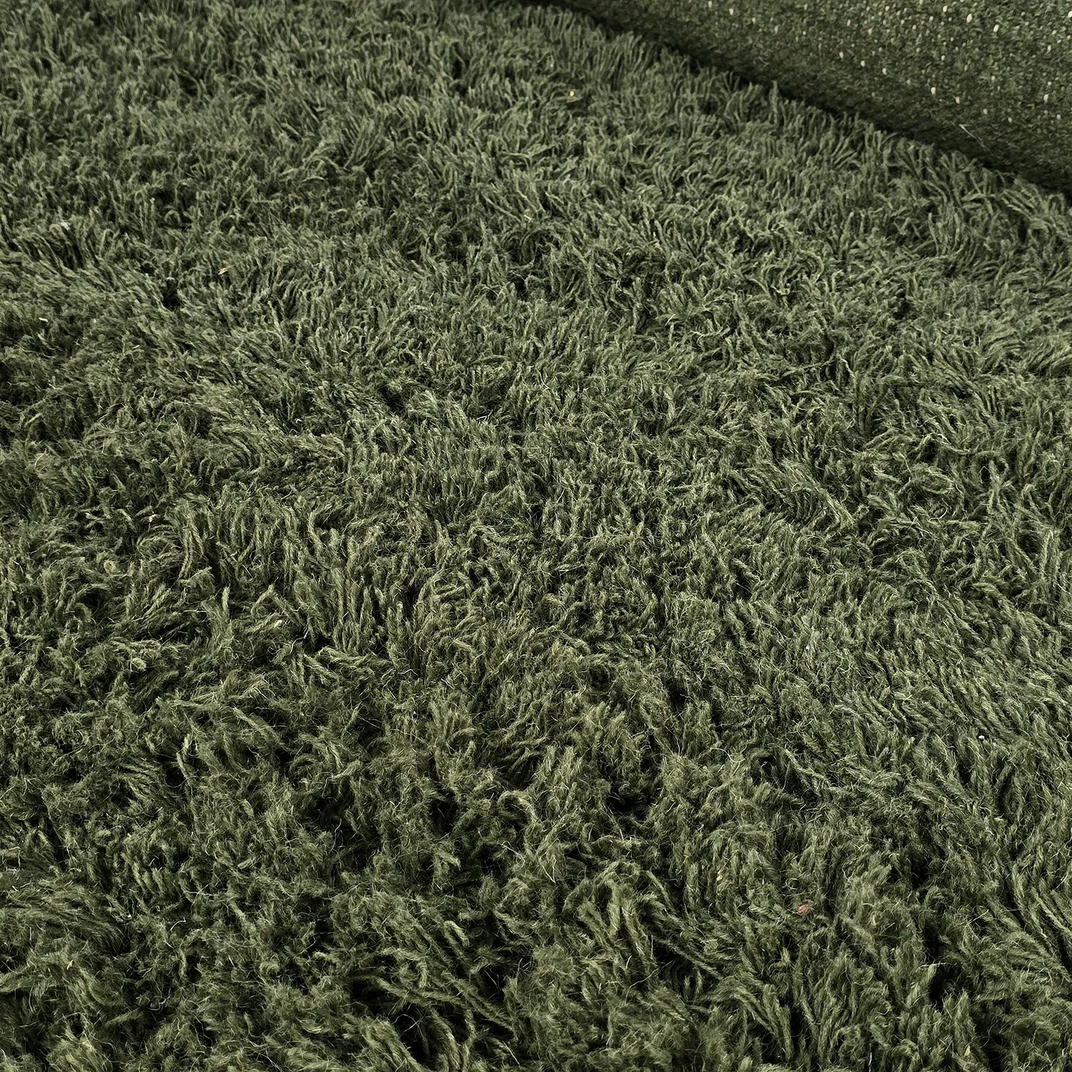 Alfombras de pelo largo - Fassale Hand Woven Wool Shaggy (verde musgo)