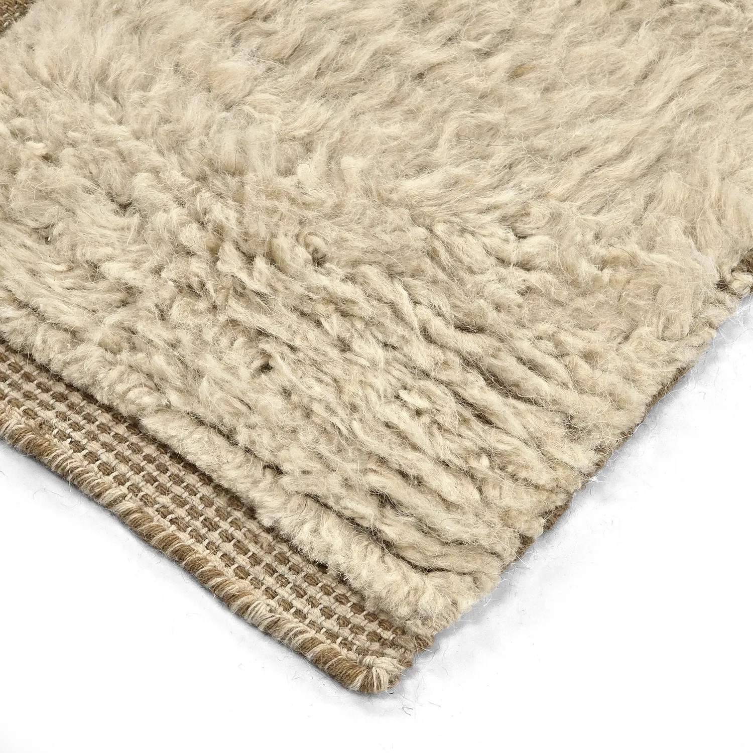 Alfombras de pelo largo - Kiberg Hand Woven Wool Shaggy (crema)