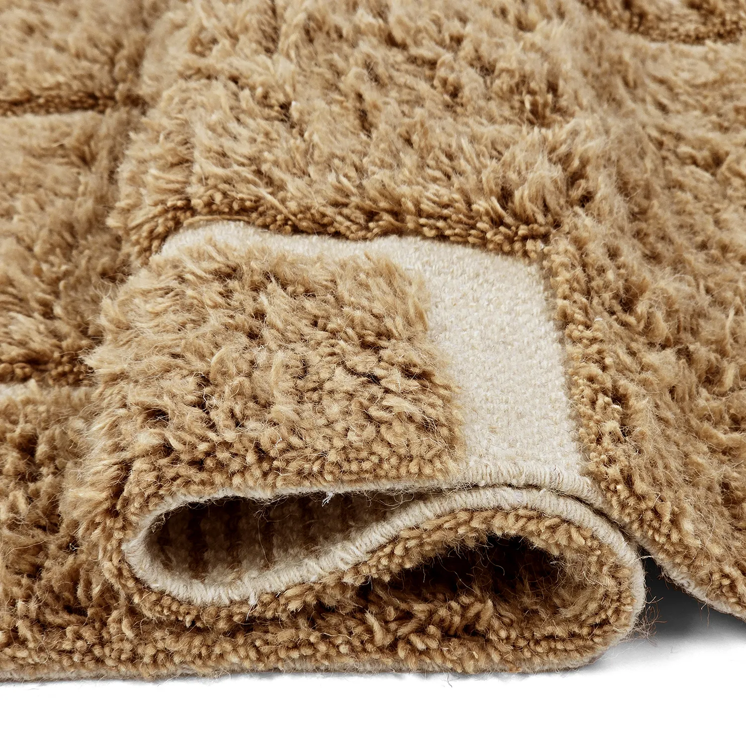 Alfombras de pelo largo - Kiberg Hand Woven Wool Shaggy (beige)