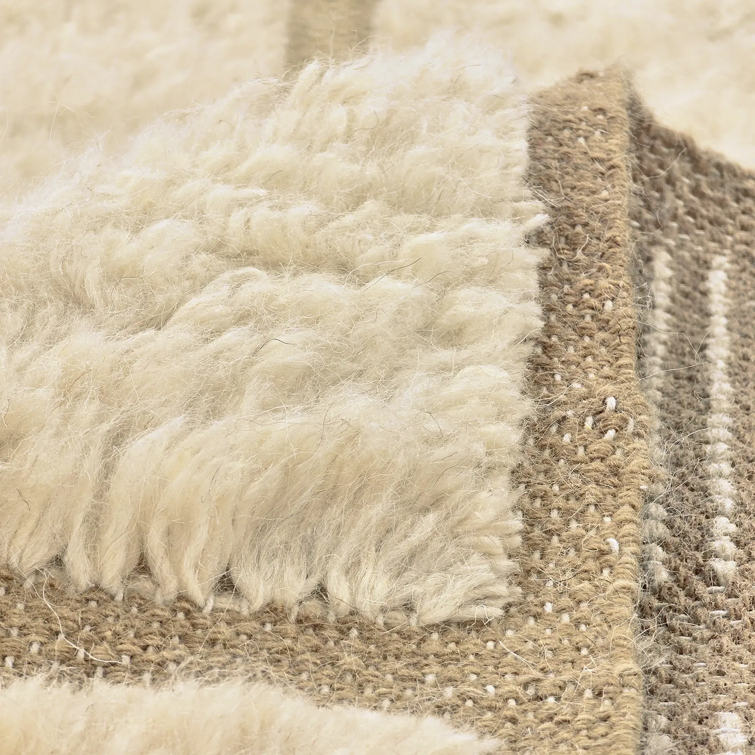 Alfombras de pelo largo - Leknes Hand Woven Wool Shaggy (crema)