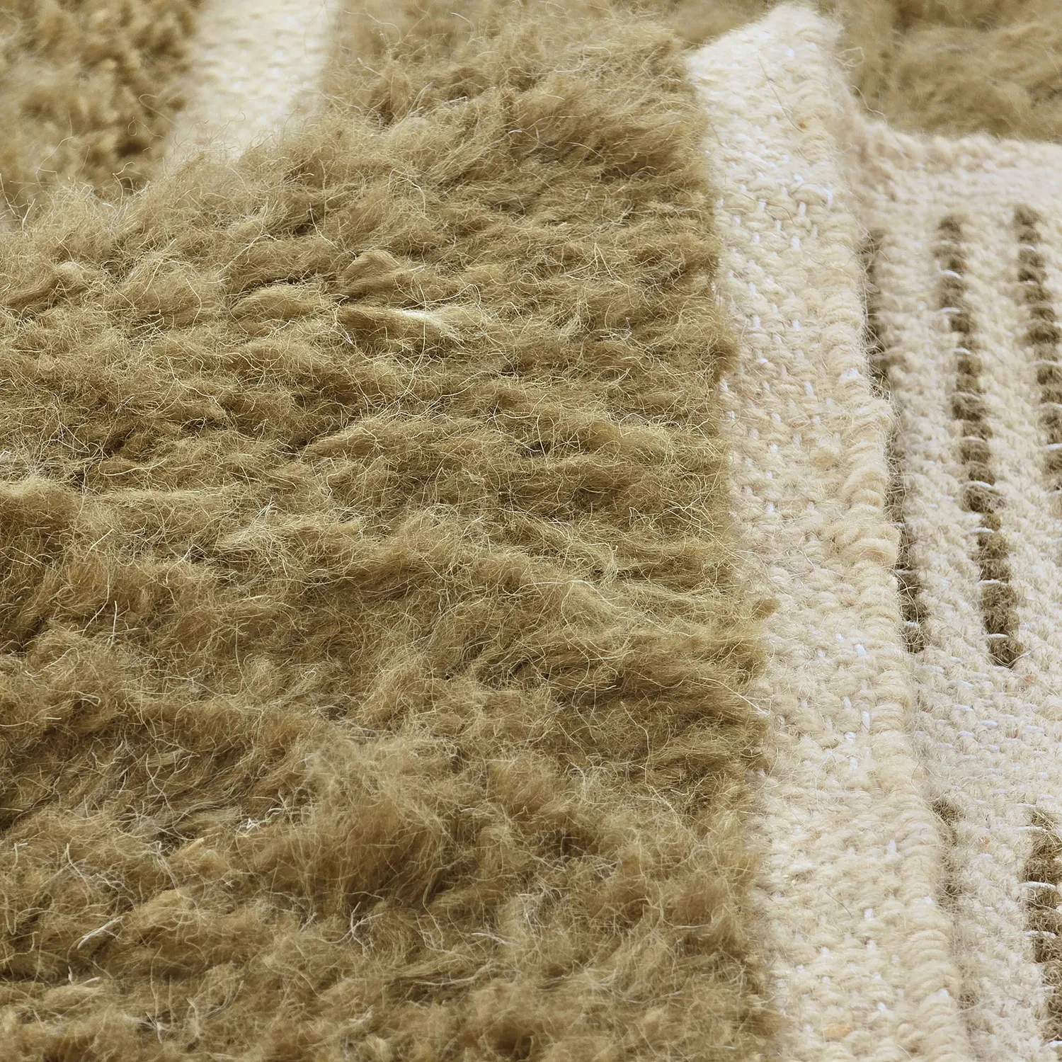 Alfombras de pelo largo - Leknes Hand Woven Wool Shaggy (verde)