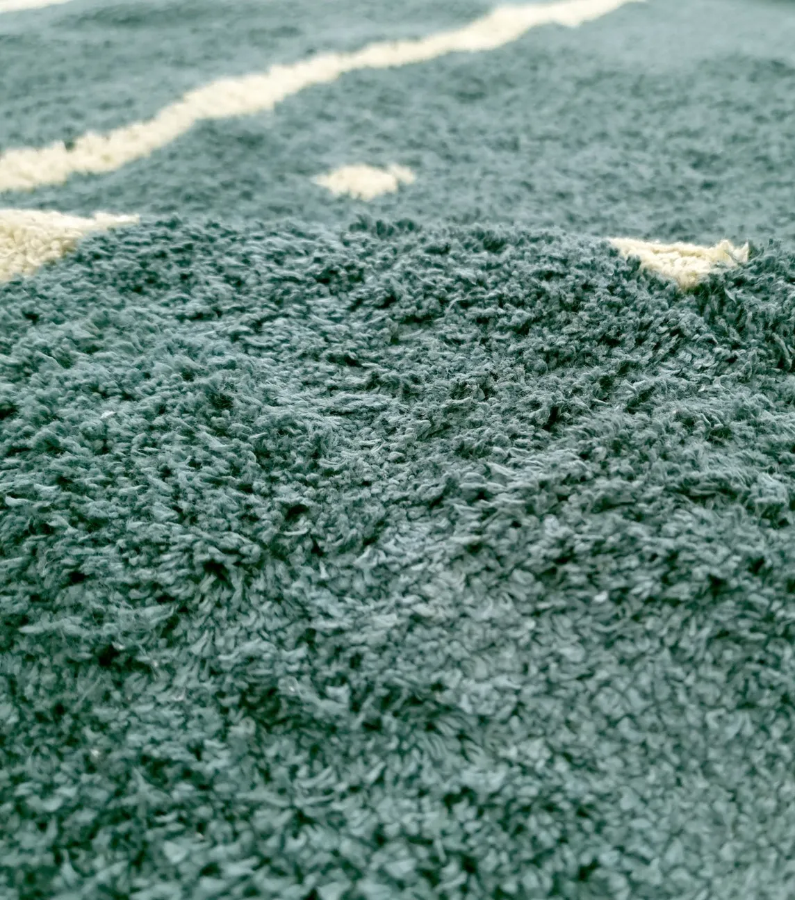 Alfombras redondeadas - Leora Natural Cotton Shaggy (verde)
