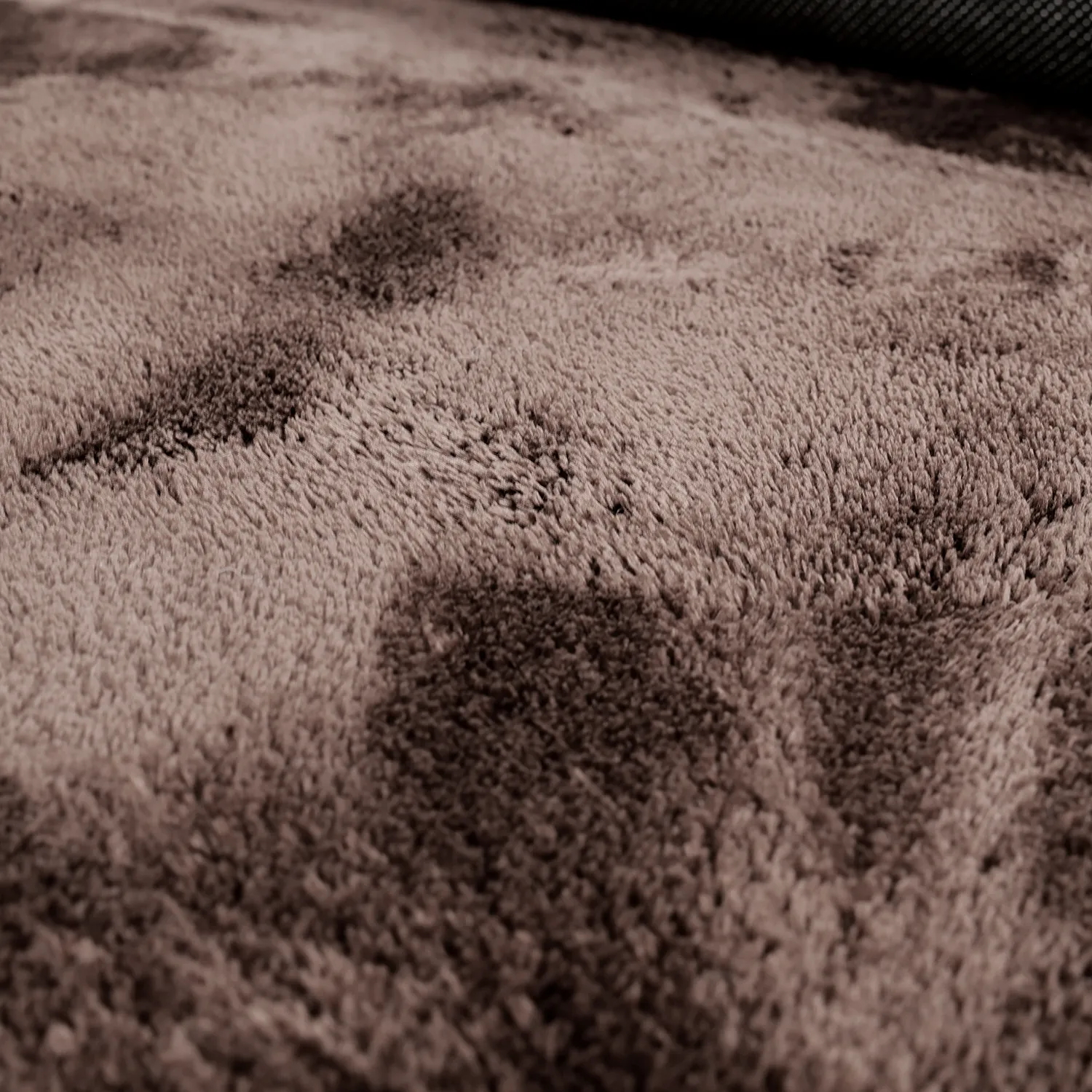 Alfombra Redonda Ondulada - Aranga Super Soft Fur (marrón oscuro)