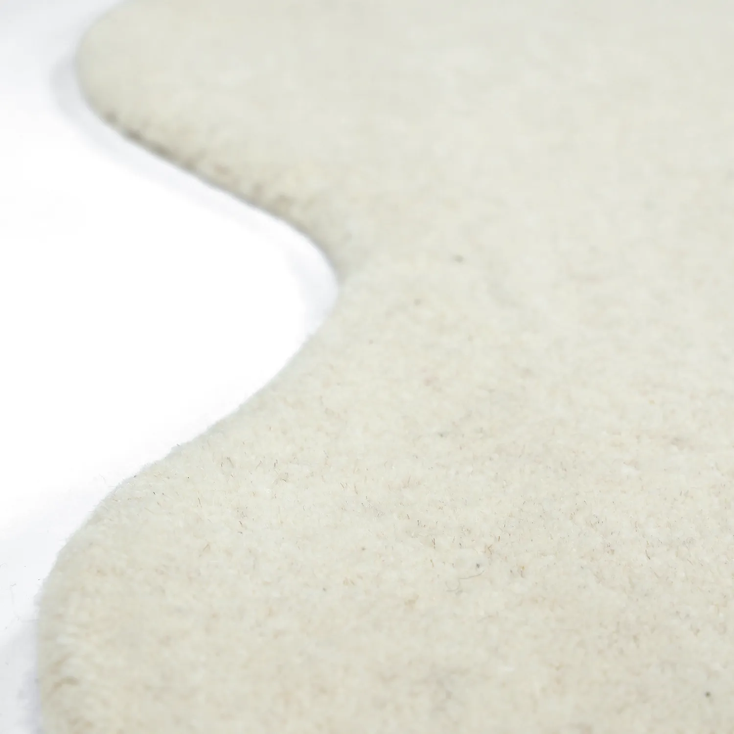 Alfombra de lana ondulada - Diu Hand Tufted Wool Premium (blanco)